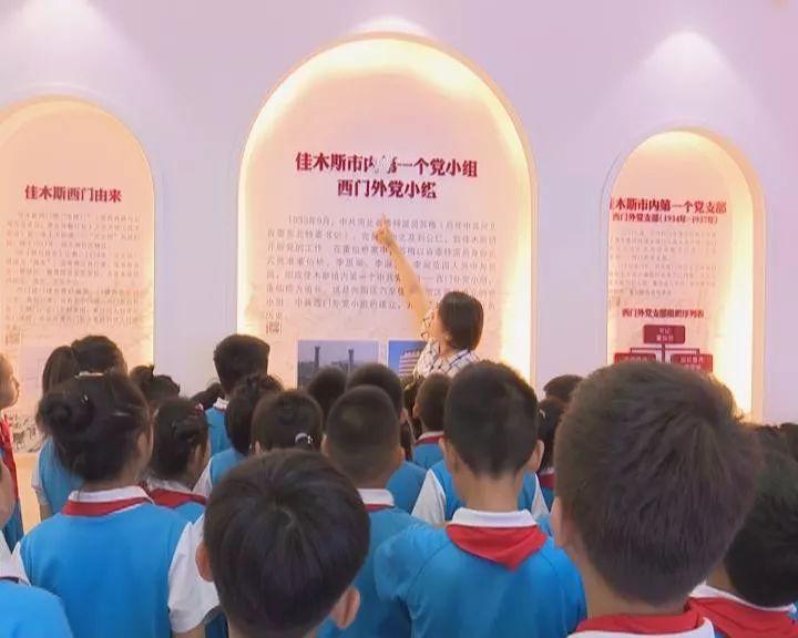 一双丝袜，撕开了母子隐秘的伤疤